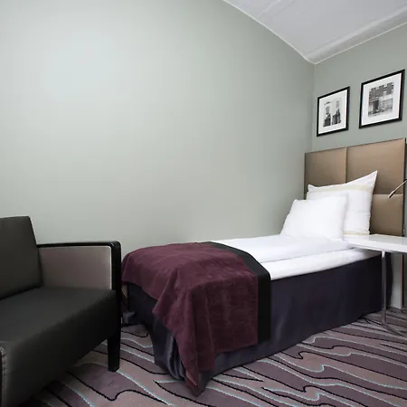 Hotel Clarion Admiral 4*