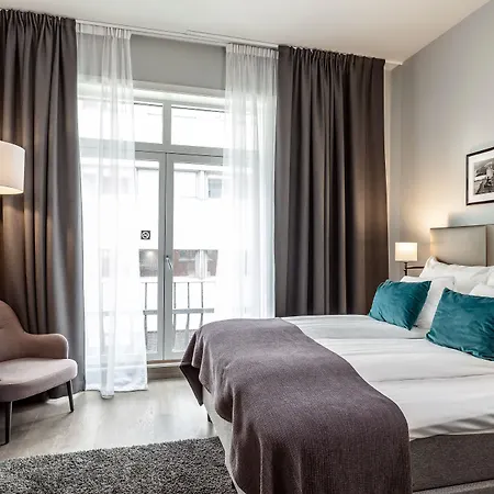 Clarion Admiral Hotel