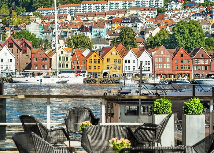 Clarion Admiral Hotel