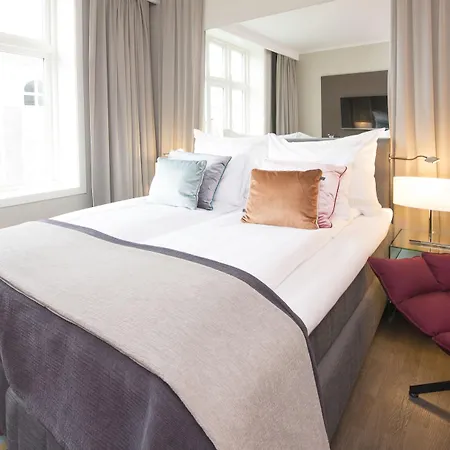 Clarion Admiral Hotel 4*