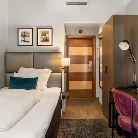 Clarion Admiral 4* ברגן
