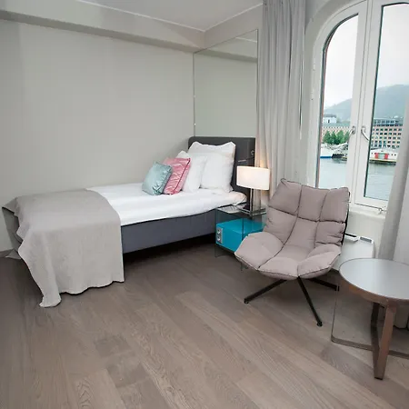 クラリオン アドミラル