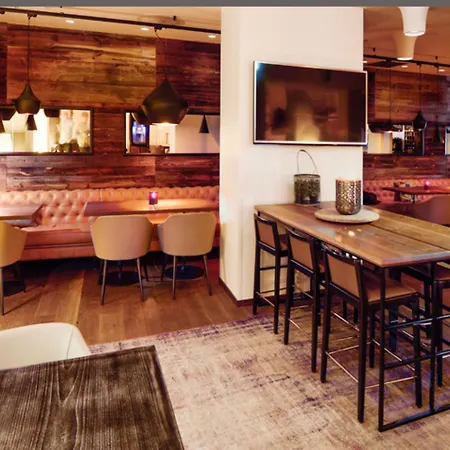 ホテル クラリオン アドミラル 4*