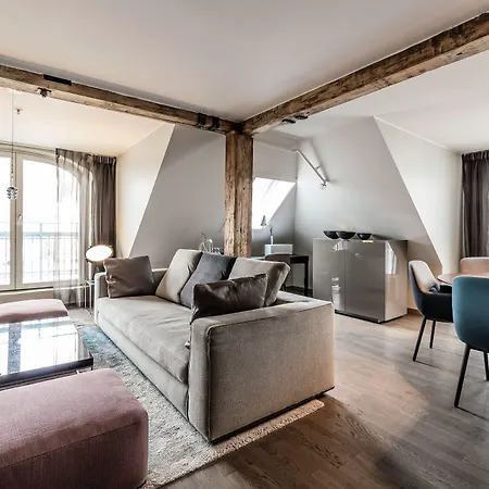 クラリオン アドミラル ホテル