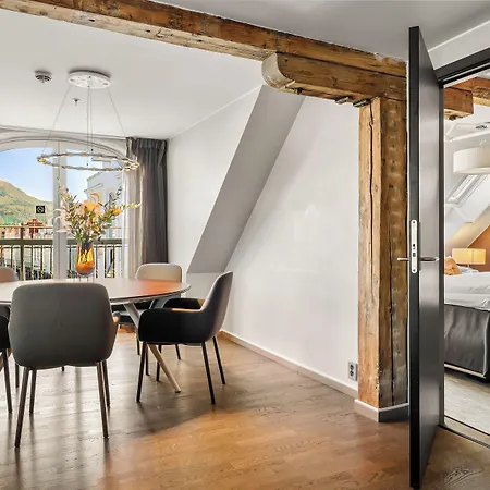 ホテル クラリオン アドミラル 4*